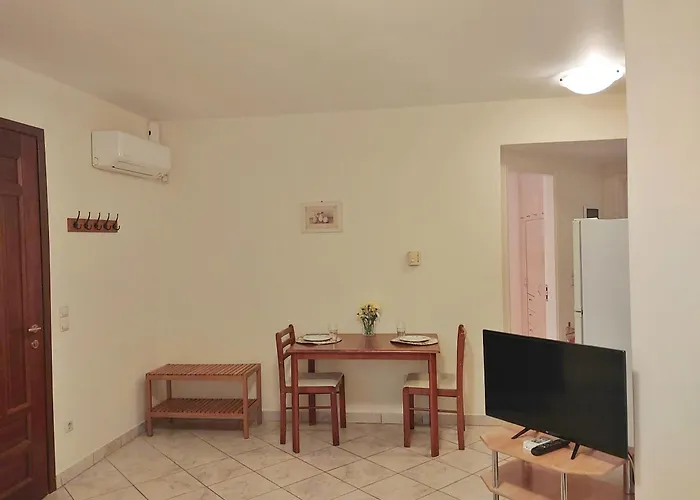 Rastoni Apartman