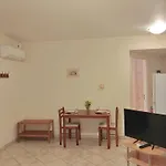Rastoni Apartman