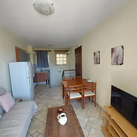 Rastoni Apartment Ándros
